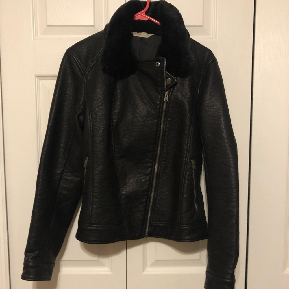 HOLLISTER black faux leather/fur jacket